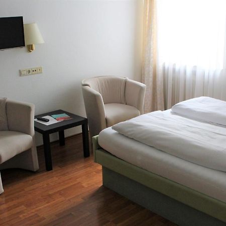 Hotel Ulmer Spatz Экстерьер фото