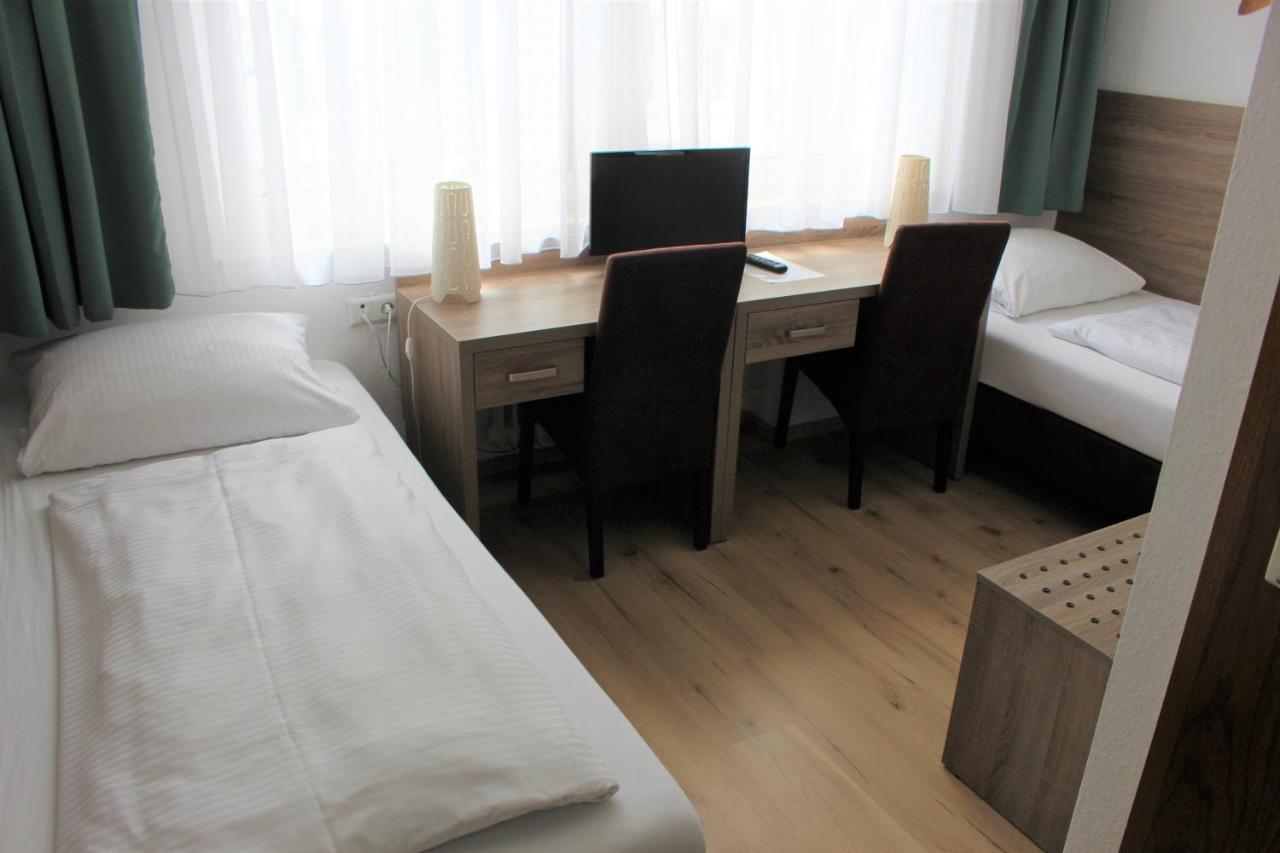 Hotel Ulmer Spatz Экстерьер фото